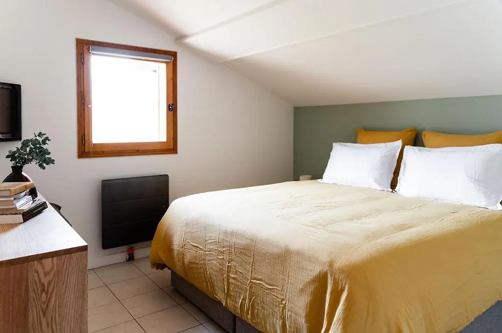 Chalet Des Bois De Criou Morillon 0*,  France